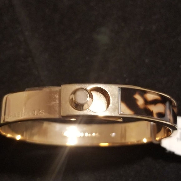 Michael Kors Rose Gold Tortoise Fold Hinged Bangle - Picture 3 of 14